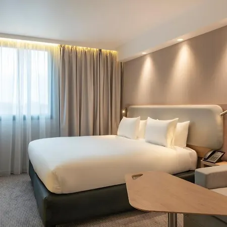 Express - Marne-la-valle Val D Europe, An Ihg 3* Bailly-Romainvilliers