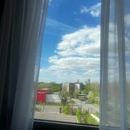 Express - Marne-la-valle Val D Europe, An Ihg Hotel 3*